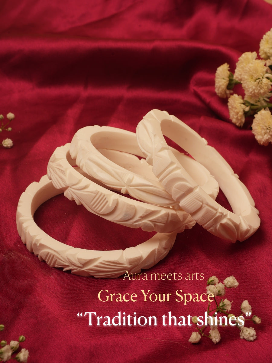 Conch Bangle (Pair)
