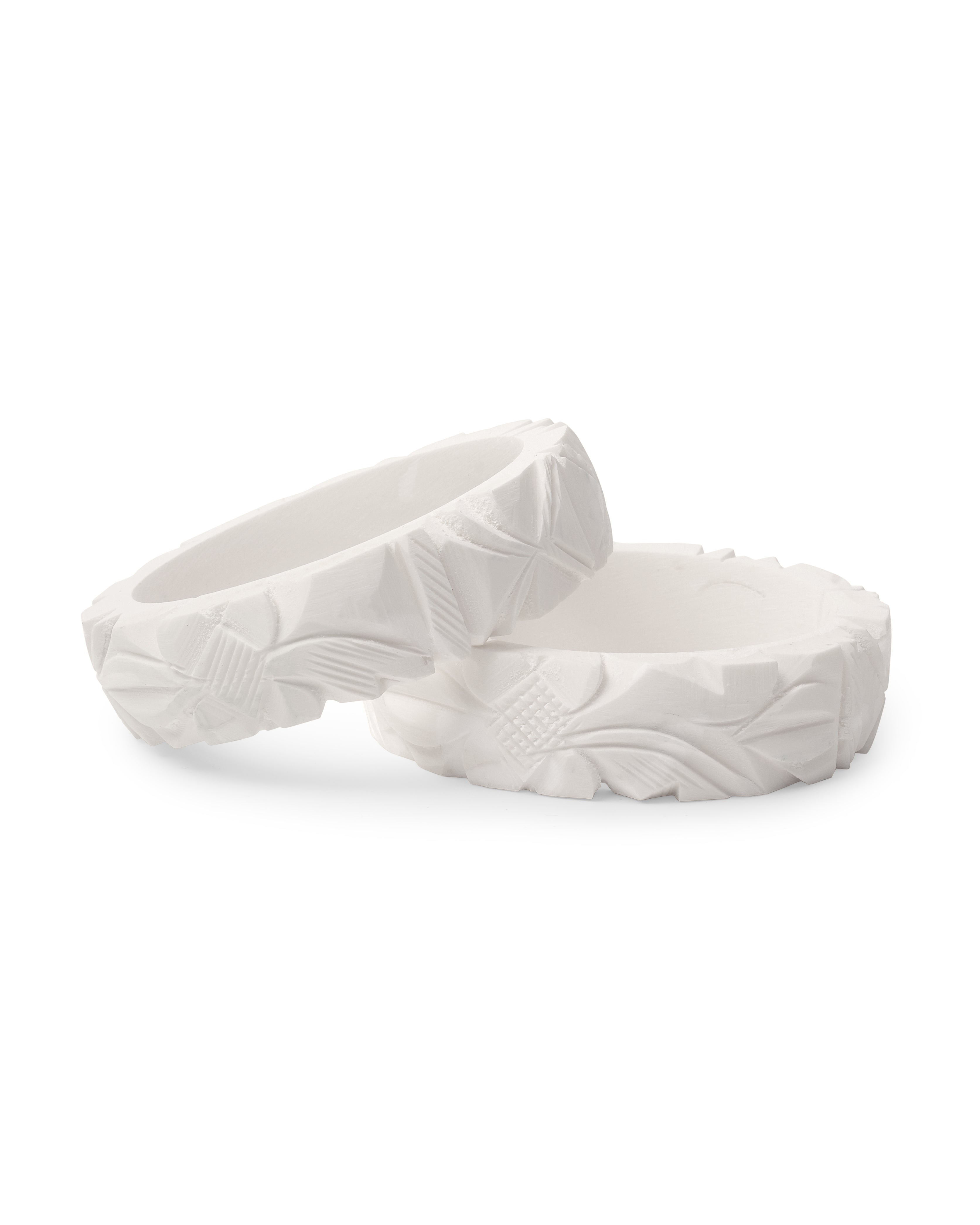 Conch Bangle (Pair)