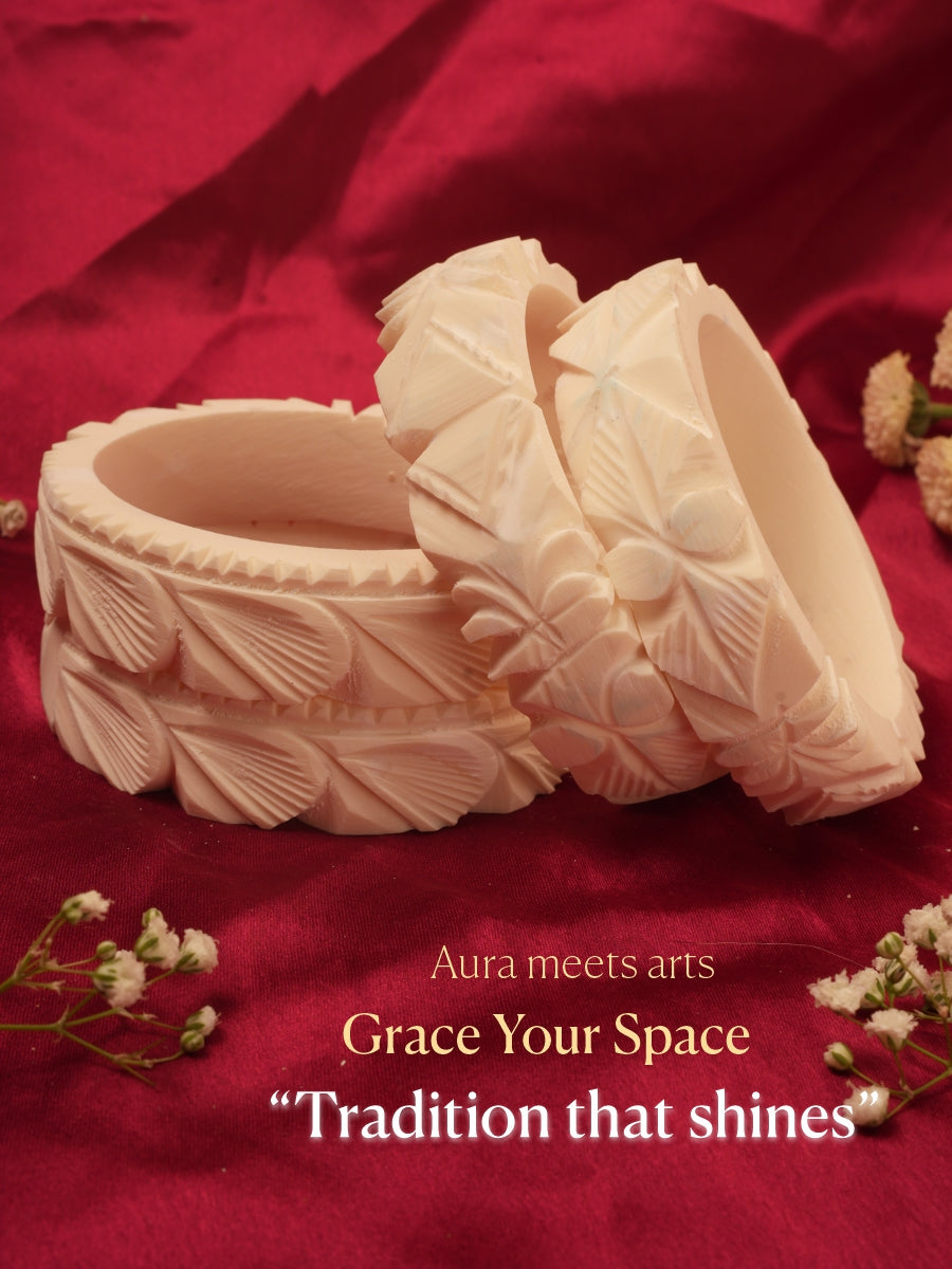 Conch Bangle (Pair)
